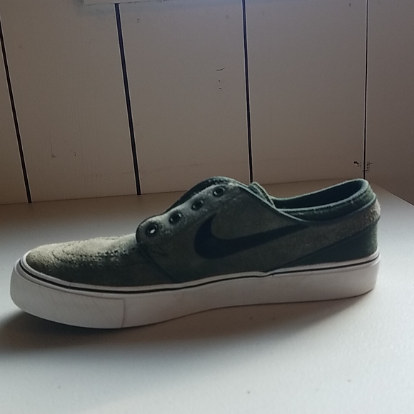 Kids size 3.5Y nike skateboarding & co - Picture 5 of 10